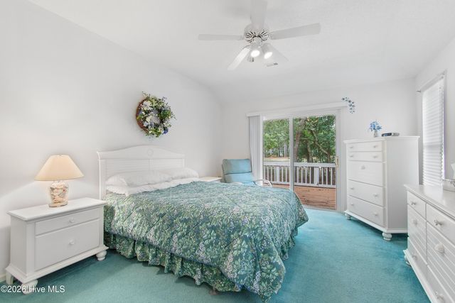 528 Genoes Point Road SW, Supply, NC 28462