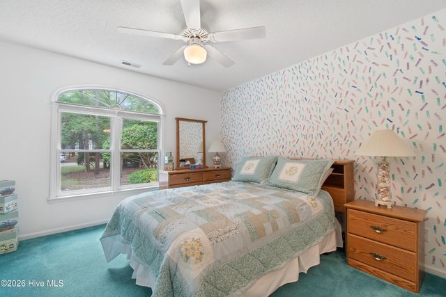 528 Genoes Point Road SW, Supply, NC 28462