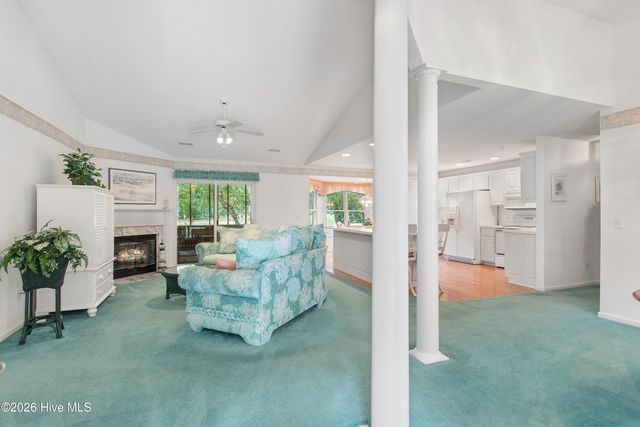 528 Genoes Point Road SW, Supply, NC 28462