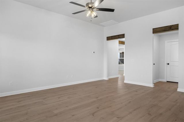 3400 Piney River Drive, Yukon, OK 73099