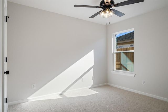 3400 Piney River Drive, Yukon, OK 73099