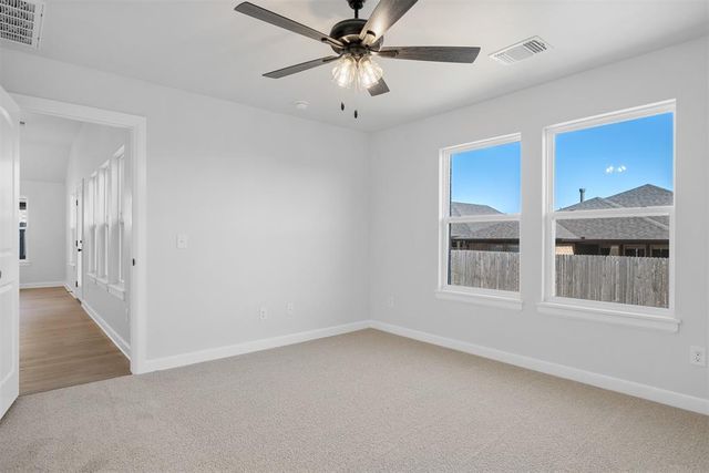 3400 Piney River Drive, Yukon, OK 73099