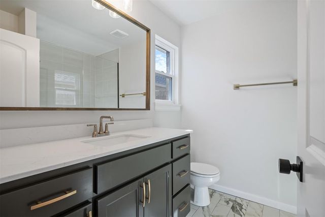 3400 Piney River Drive, Yukon, OK 73099