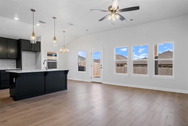 3400 Piney River Drive, Yukon, OK 73099