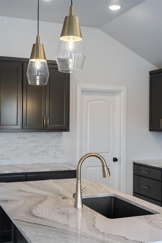 3400 Piney River Drive, Yukon, OK 73099