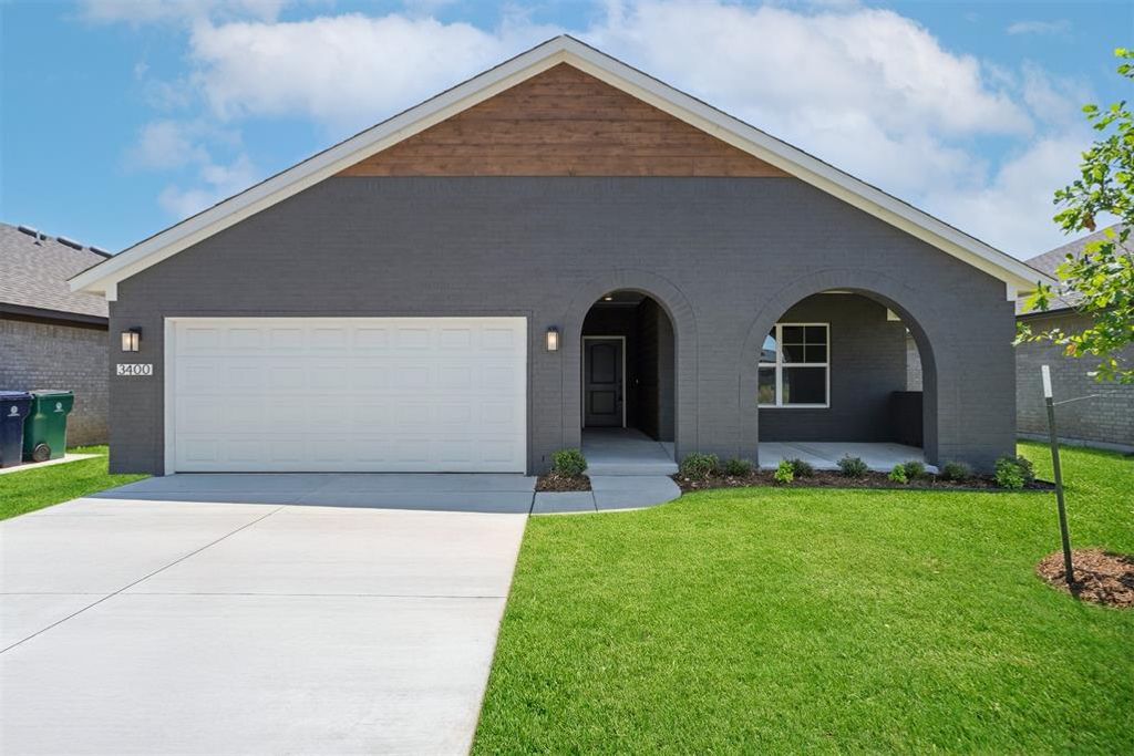 3400 Piney River Drive, Yukon, OK 73099