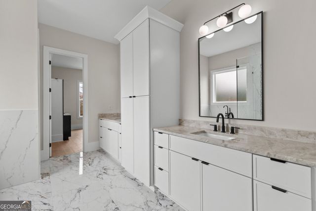 3263 N Bogan Road, Buford, GA 30519