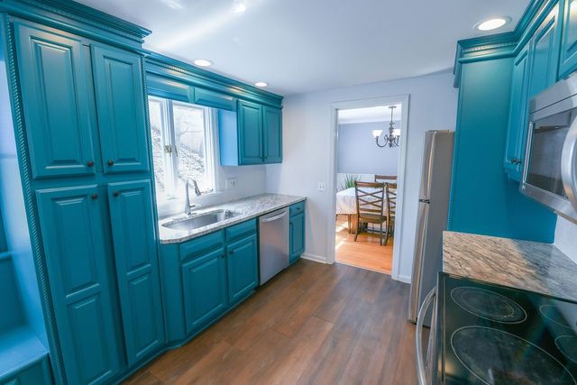 71 Country Corner Lane, Perinton, NY 14450