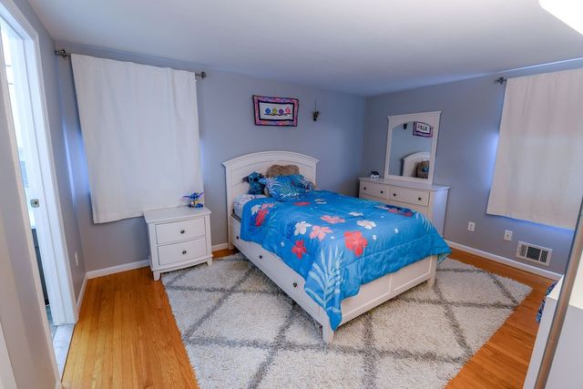 71 Country Corner Lane, Perinton, NY 14450