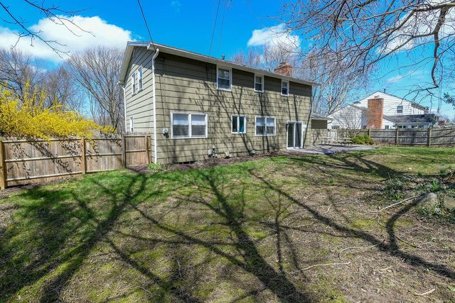 71 Country Corner Lane, Perinton, NY 14450