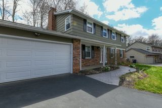 71 Country Corner Lane, Perinton, NY 14450