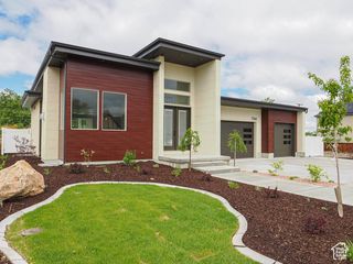 7044 S 1700 E, Cottonwood Heights, UT 84121