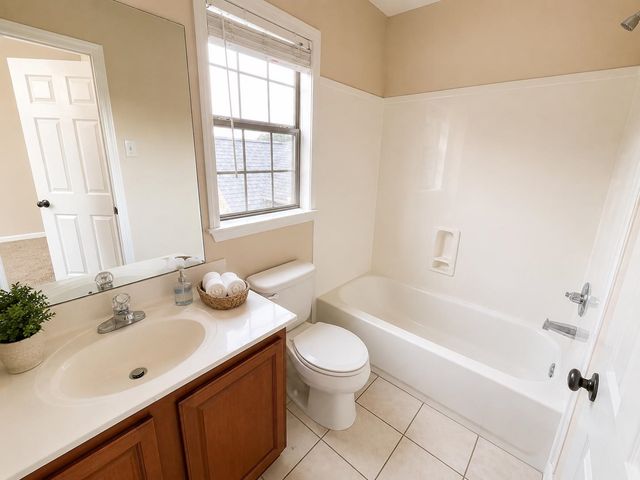 5034 FRENCH BROAD LN, Bartlett, TN 38135