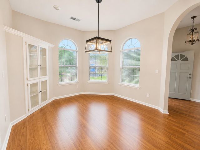 5034 FRENCH BROAD LN, Bartlett, TN 38135