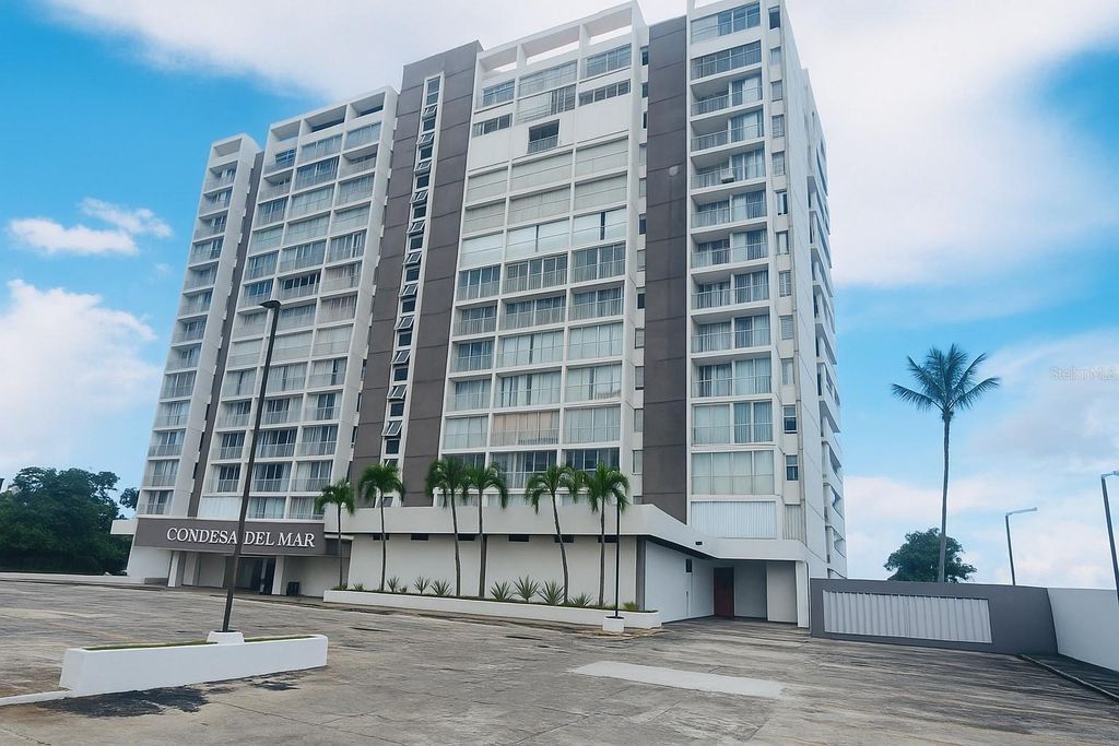 3103 AVE. ISLA VERDE, CONDESA DEL MAR 1402, Isla Verde, PR 00913
