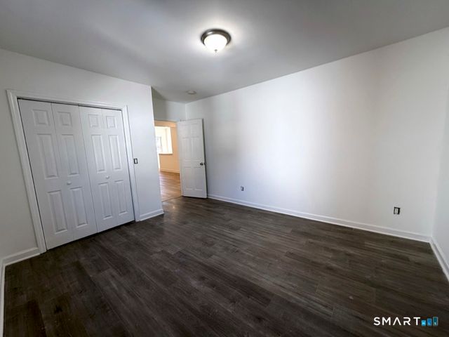 30 Dora Street, Stamford, CT 06902