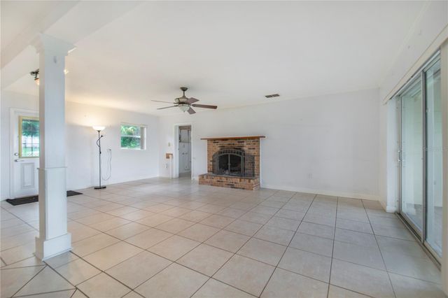 490 TWIN LAKES BOULEVARD, Lake Alfred, FL 33850