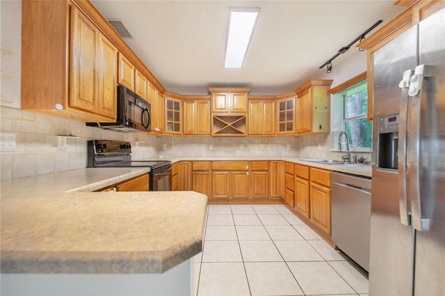 490 TWIN LAKES BOULEVARD, Lake Alfred, FL 33850