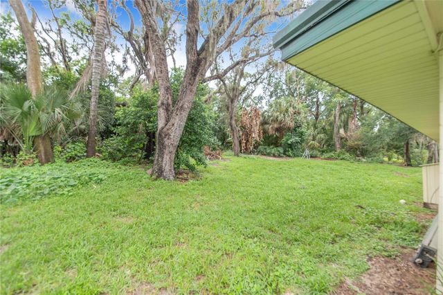 490 TWIN LAKES BOULEVARD, Lake Alfred, FL 33850