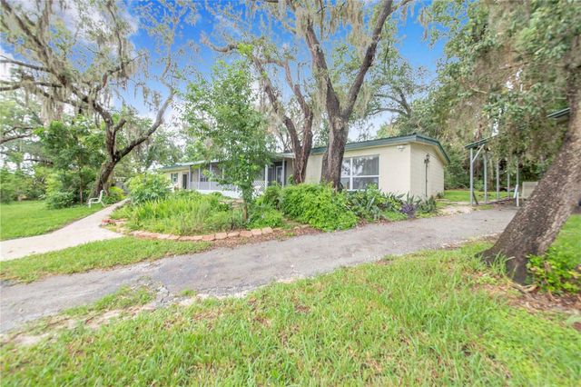 490 TWIN LAKES BOULEVARD, Lake Alfred, FL 33850