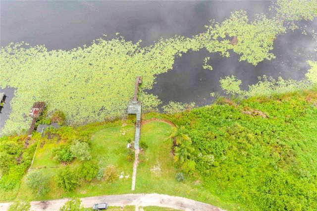 490 TWIN LAKES BOULEVARD, Lake Alfred, FL 33850