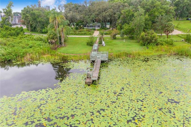 490 TWIN LAKES BOULEVARD, Lake Alfred, FL 33850