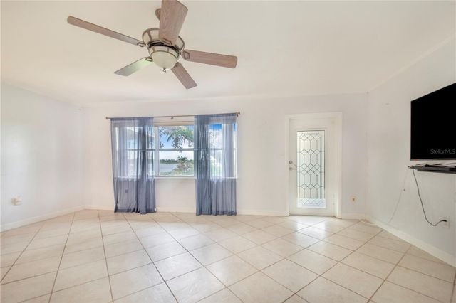490 TWIN LAKES BOULEVARD, Lake Alfred, FL 33850
