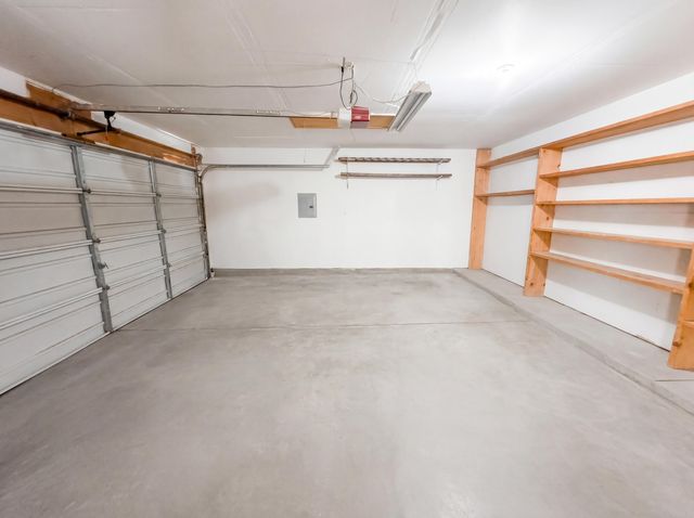 14 Milton Loop, Los Lunas, NM 87031