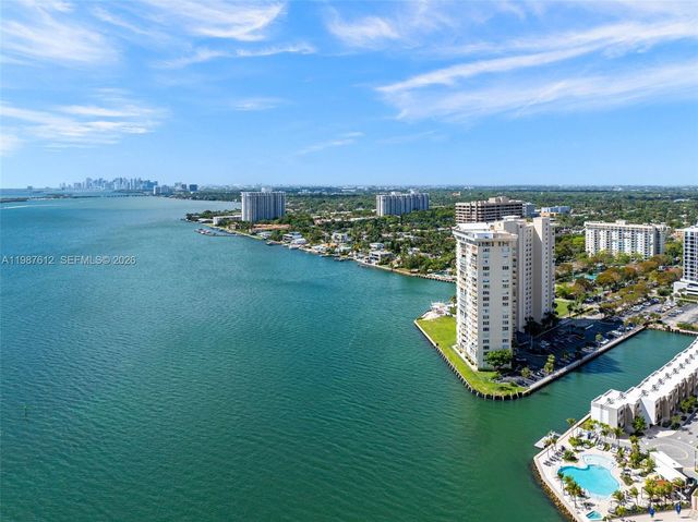11111 Biscayne Blvd 19D, Miami, FL 33181