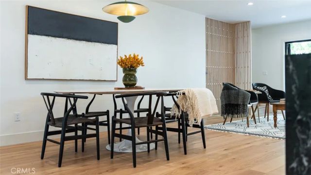 11911 Hartsook, Valley Village, CA 91607