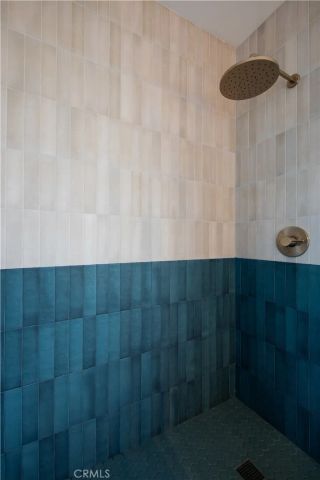 11911 Hartsook, Valley Village, CA 91607