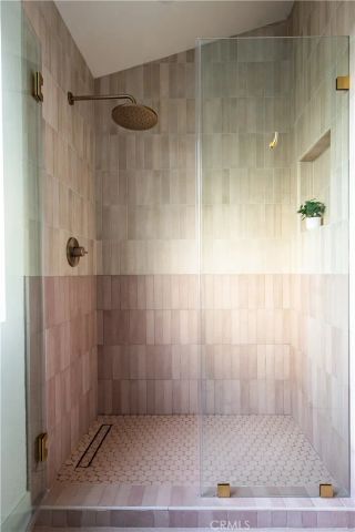 11911 Hartsook, Valley Village, CA 91607