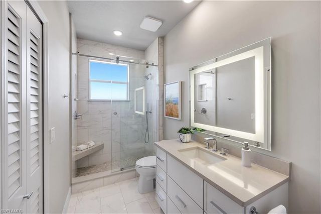 170 Lenell RD 701, Fort Myers Beach, FL 33931