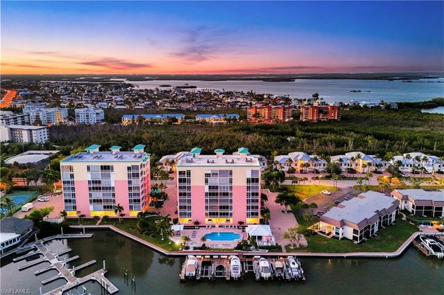 170 Lenell RD 701, Fort Myers Beach, FL 33931