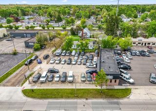 32017 Michigan Avenue, Wayne, MI 48184