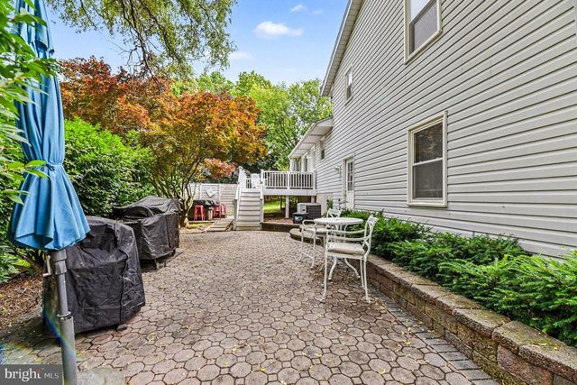 2911 SOUTHWESTERN AVE, Manchester, MD 21102