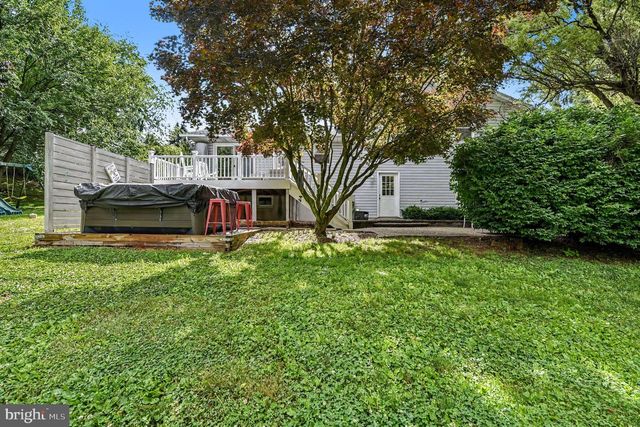 2911 SOUTHWESTERN AVE, Manchester, MD 21102