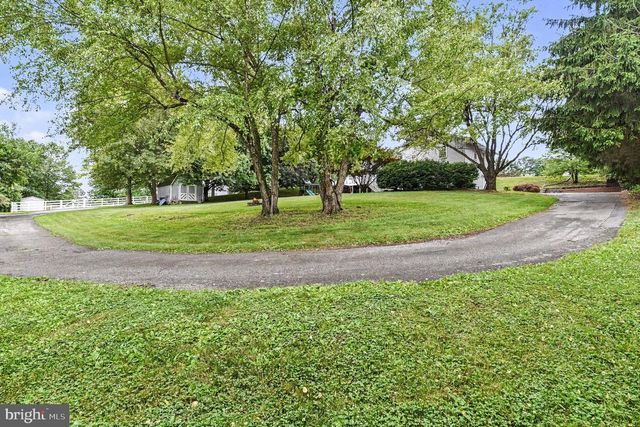 2911 SOUTHWESTERN AVE, Manchester, MD 21102