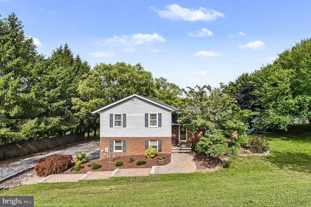 2911 SOUTHWESTERN AVE, Manchester, MD 21102