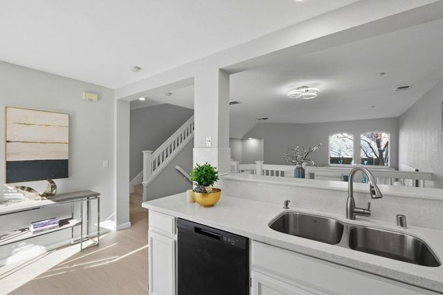 38860 Garibaldi Cmn, Fremont, CA 94536