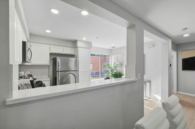 38860 Garibaldi Cmn, Fremont, CA 94536