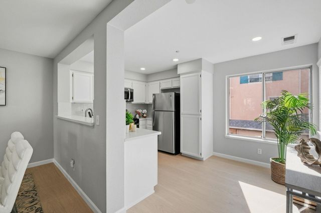 38860 Garibaldi Cmn, Fremont, CA 94536