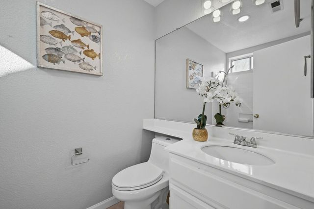 38860 Garibaldi Cmn, Fremont, CA 94536