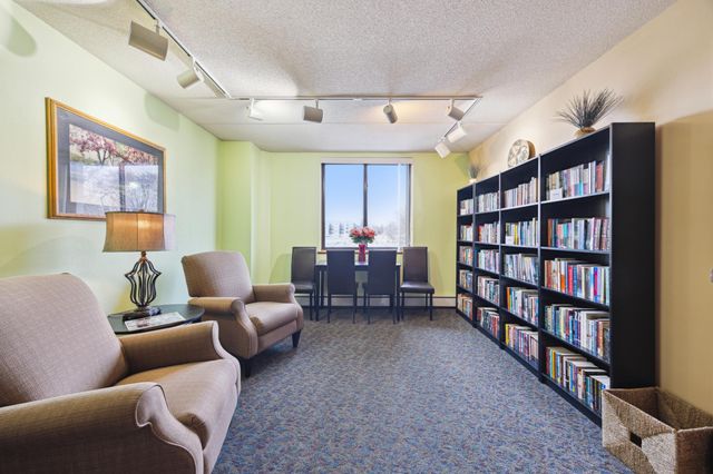 2601 Kenzie Terrace 531, Saint Anthony, MN 55418