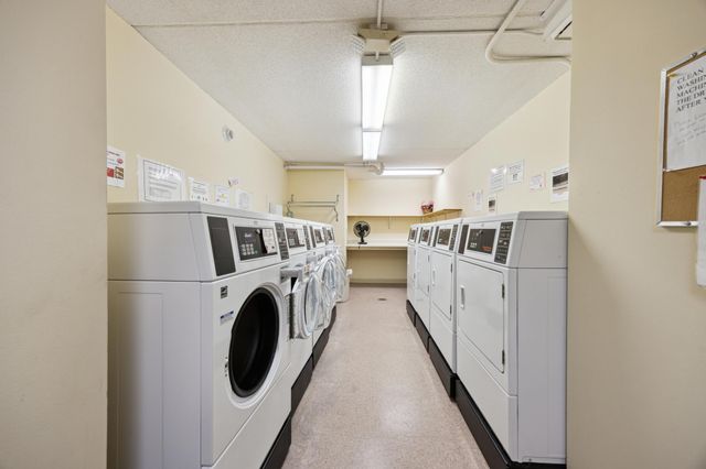 2601 Kenzie Terrace 531, Saint Anthony, MN 55418