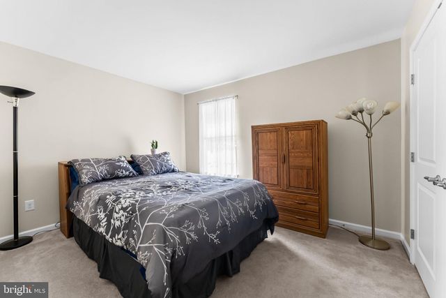 8 REMBRANDT WAY, Mays Landing, NJ 08330