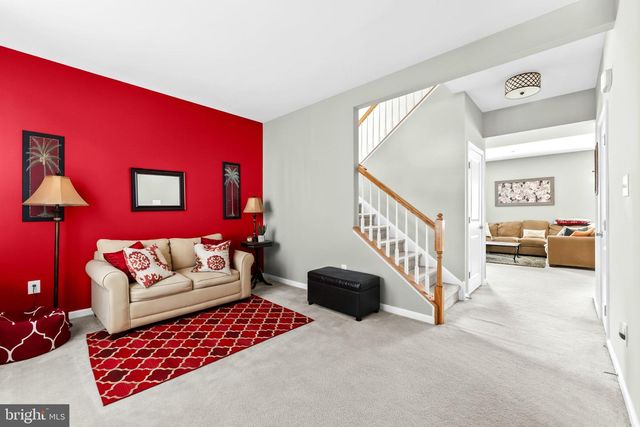 8 REMBRANDT WAY, Mays Landing, NJ 08330