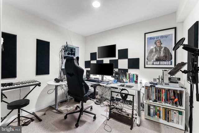 8 REMBRANDT WAY, Mays Landing, NJ 08330