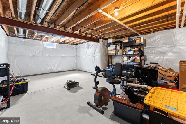 8 REMBRANDT WAY, Mays Landing, NJ 08330