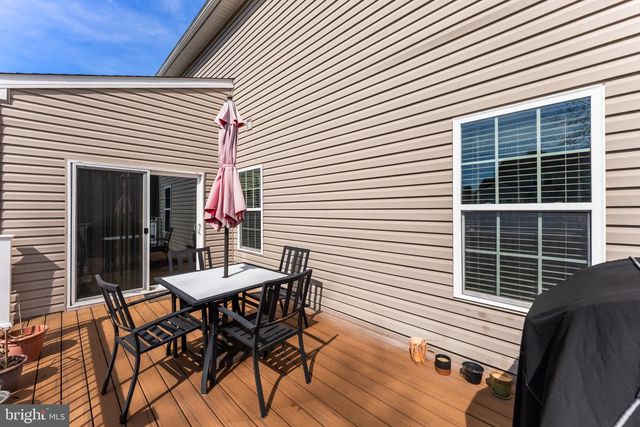 8 REMBRANDT WAY, Mays Landing, NJ 08330